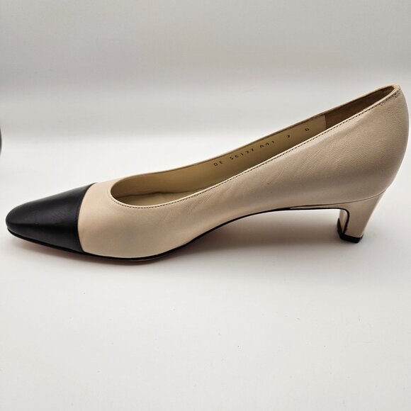 Salvatore Ferragamo Cap-Toe Leather Pumps – Size 7B - Picture 8 of 15